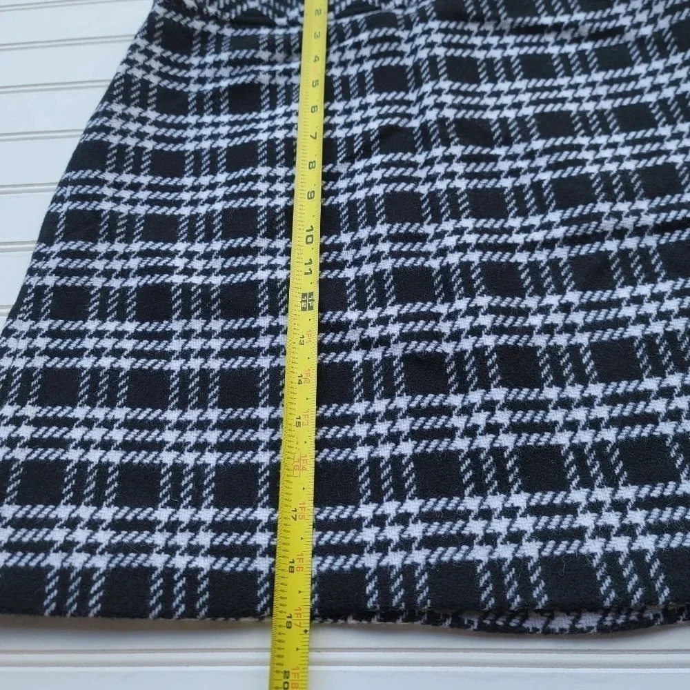 NWT $75 J. Crew Black White Houndstooth Plaid Wool Blend Skirt Cozy A-Line Sz 6 - Picture 8 of 9